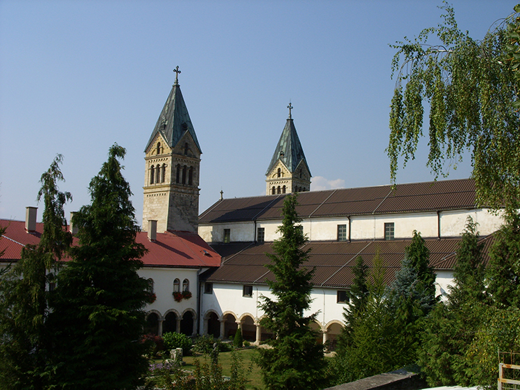 samostan_sv._franje_-_guca_gora_2_0.jpg